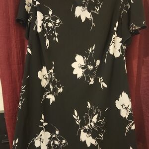 SL Fashions Women's Size 24W Black White Floral V Neck A Line Dress